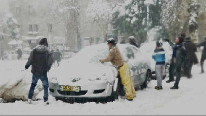 Sneh v Jeruzaleme