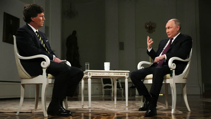 Rozhovor Tuckera Carlsona s Vladimirom Putinom