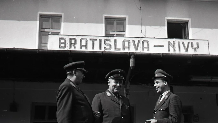 Od konskej železnice až po multifunkčnú stanicu. 