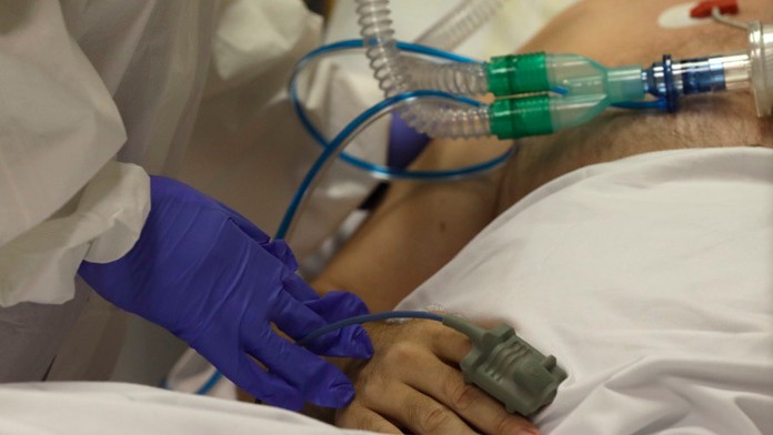 Sára a Erik sa konečne pobozkali