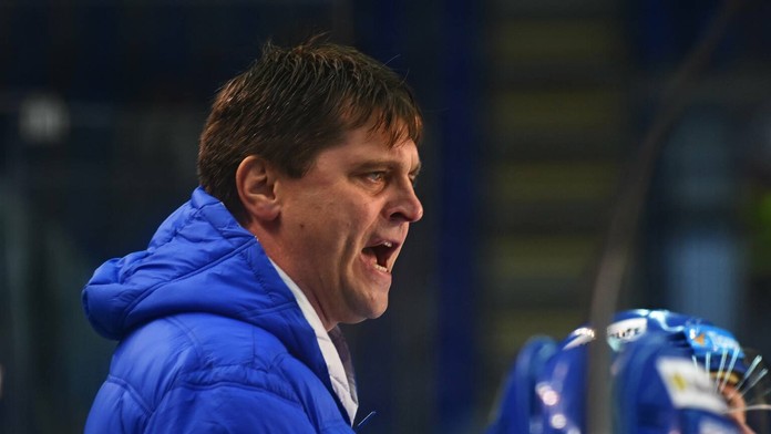 Tréner Popradu Pavel Paukovček