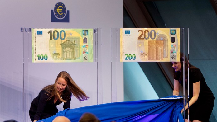 Nové bankovky.