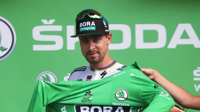 Peter Sagan pózuje so zeleným dresom po 3. etape Tour de France 2019.