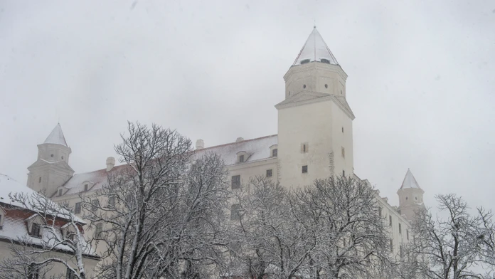 Nádejí na snehovú zimu sa zrejme musíte vzdať. Meteorológovia zverejnili prvú predpoveď