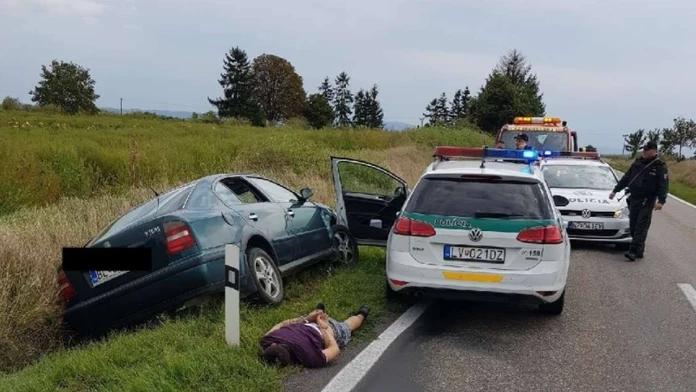 Polícia vodiča zadržala.
