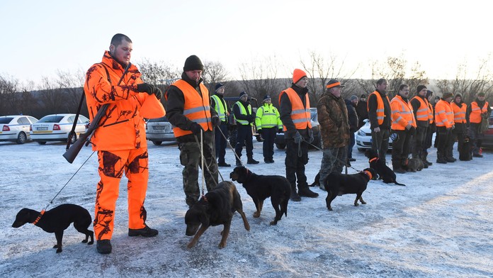 Poľovačka na sídlisku Ťahanovce.