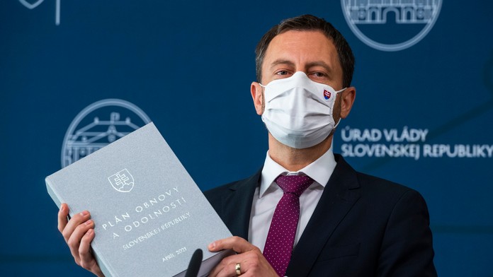 Predseda vlády SR Eduard Heger.