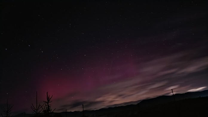 Zem na Nový rok zasiahne geomagnetická búrka. Vďaka nej bude viditeľná polárna žiara