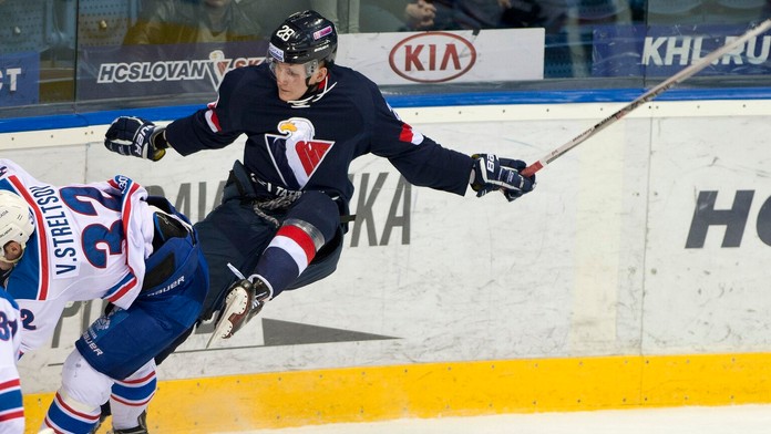 Slovan prehral v dueli KHL s Ladou Togliatti.