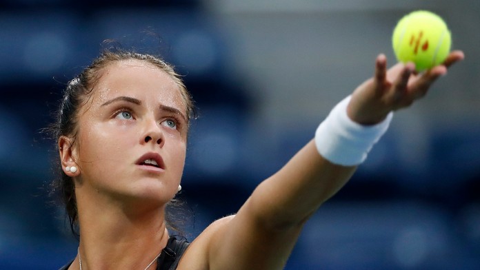 Tenista Adrian Mannarino v 1. kole na Australian Open.