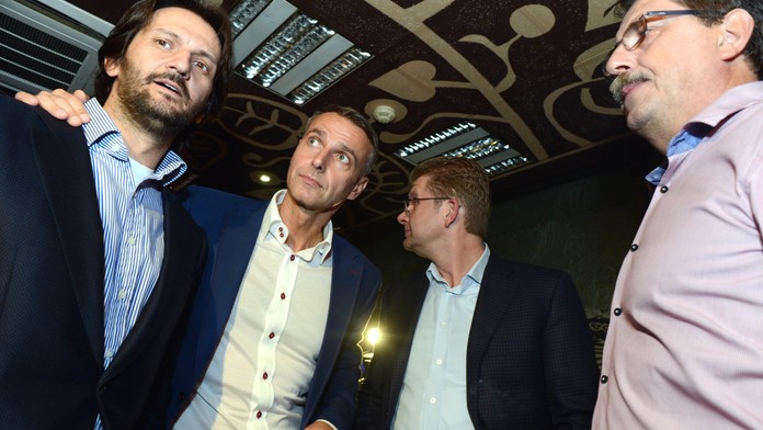 Richard Raši vo volebnej centrále