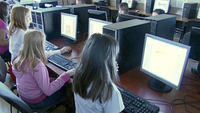 Deti pri počítači