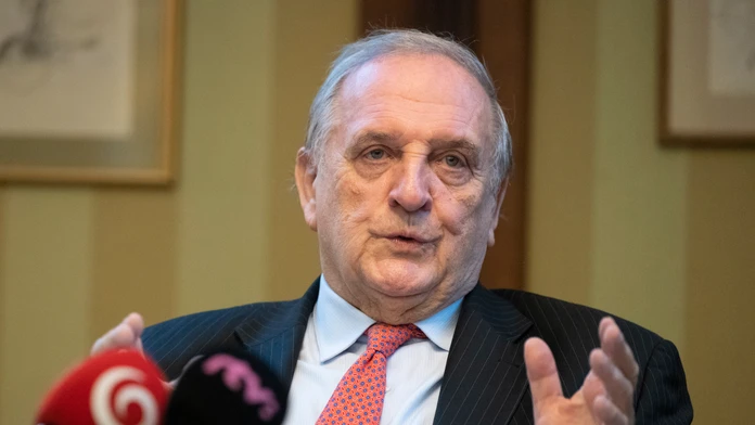 Peter Mihók.