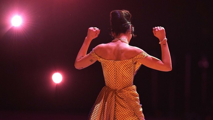 Dua Lipa na BRITs 2021