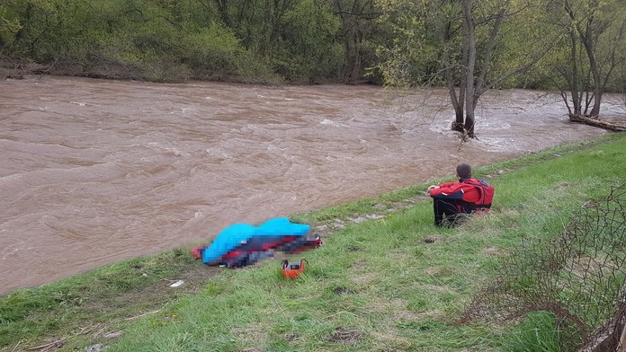 Tretia obeť povodní.