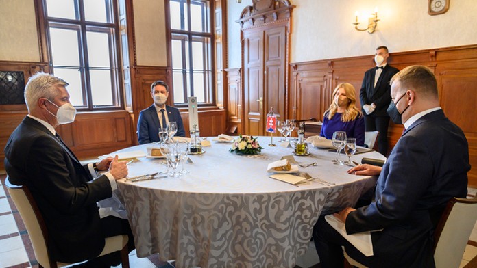 Minister Ivan Korčok na spoločnom obede s najvyššími ústavnými činiteľmi.