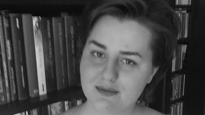 Zomrela spisovateľka a redaktorka Dominika Madro (†33)