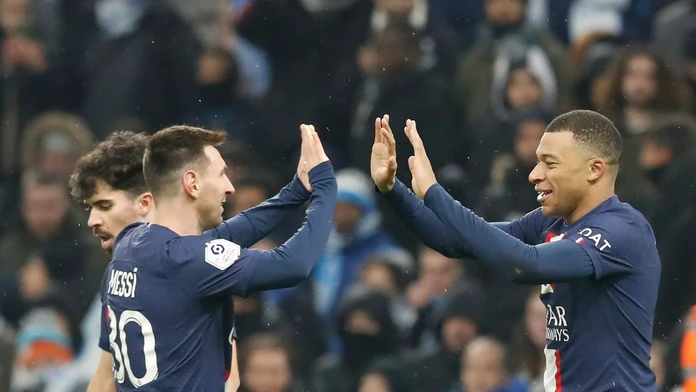 Zápas prvého s druhým skončil rozdielom triedy. O všetko sa postarali Mbappé s Messim