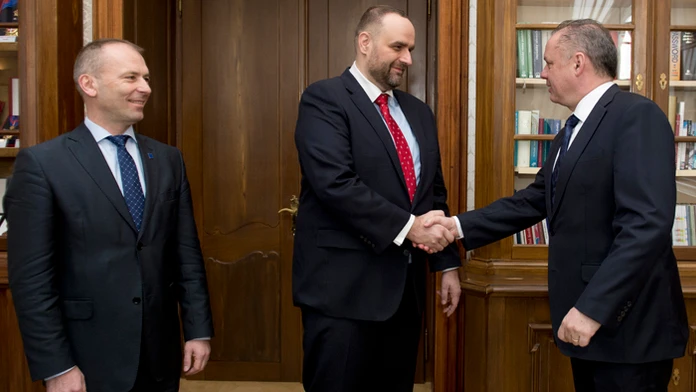 Prezident Andrej Kiska prijal 18. februára poslancov SDKÚ-DS  Ľudovít Kaníka a predseda strany Pavol Frešo.
