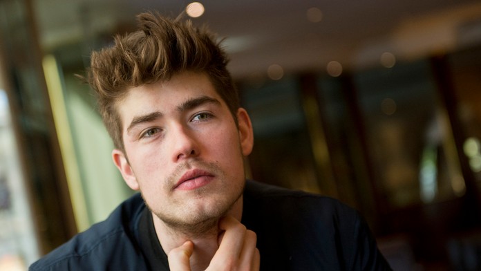 Na snímke Peter Čerešňák hovorí s novinármi  počas voľného dňa na MS v ľadovom hokeji..jpg