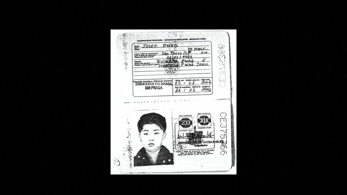 Cestovný doklad rovnakej krajiny Kim Čong-ila. 