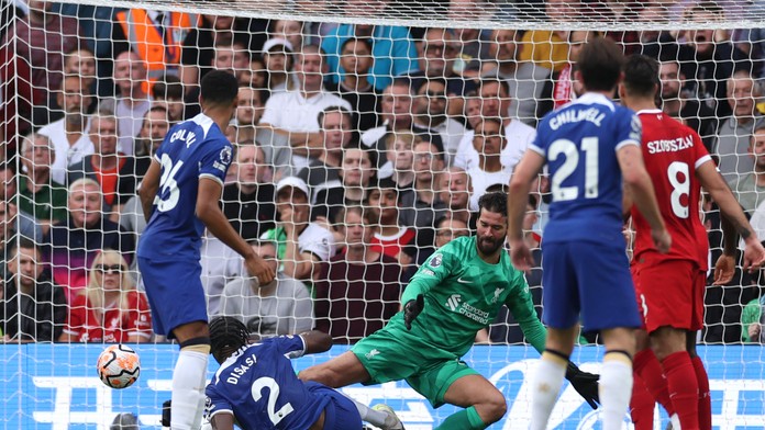Momentka zo zápasu Liverpool - Chelsea