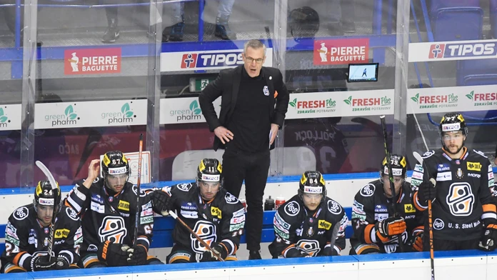 Spišská Nová Ves si upevnila náskok na čele, Slovan spadol takmer na dno. Trápia sa aj Košice