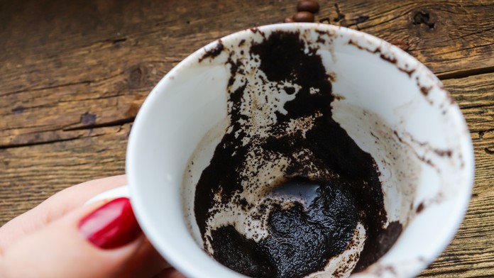 Nečakaný objav vedcov. Keď do betónu pridali kávové usadeniny, vznikol ešte odolnejší materiál