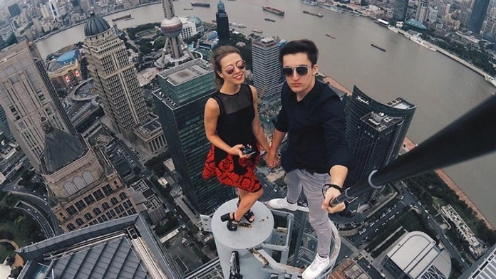 Riskantné selfie.