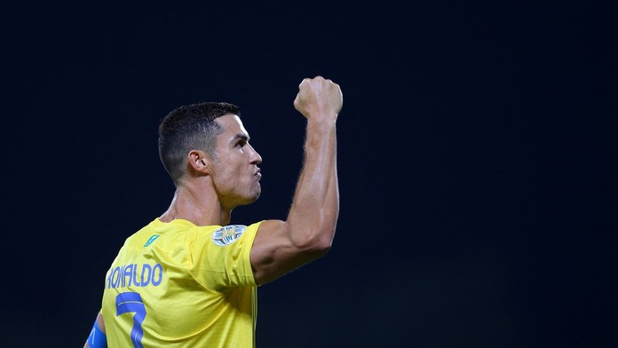 Prežehnal sa v krajine, kde prenasledujú kresťanov. Môže fenomén CR7 umlčať aj náboženskú vojnu?