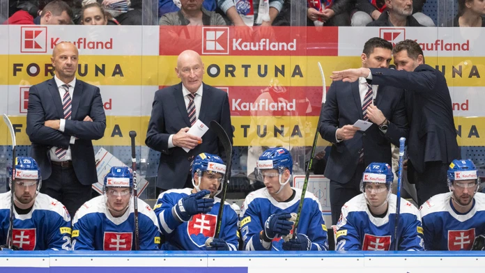 Ramsay so Šatanom rozhodli.  Slováci nastúpia proti Poľsku so staronovým kapitánom