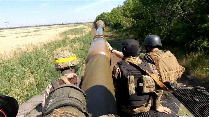 Ukrajinský protiútok pri Chersone naberá na sile. Mesto je už prakticky odrezané