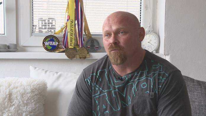 Silový trojbojár Tibor Pukáč.