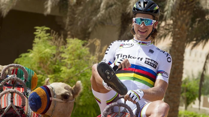 Peter Sagan na ťave počas pretekov v Abu Dhabi. 