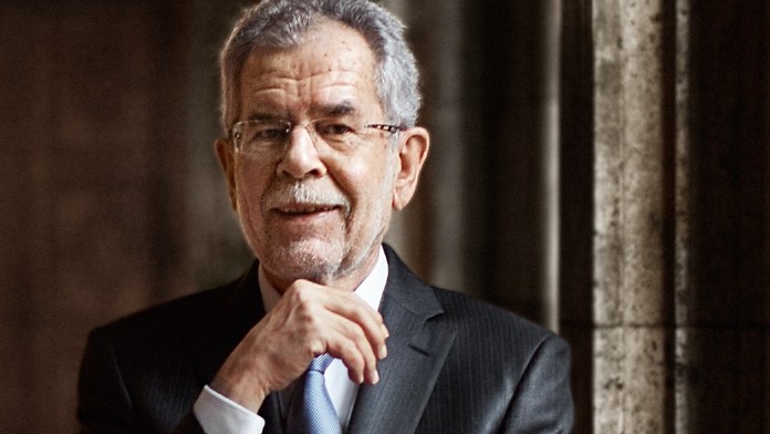 Alexander Van der Bellen.