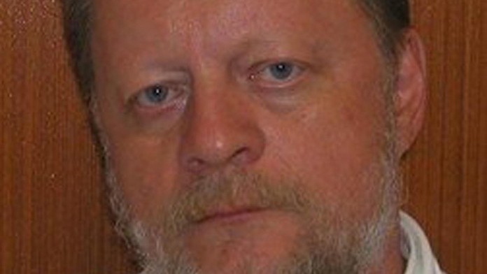 Onkológ Tomáš Šálek sa priznal k úplatku.