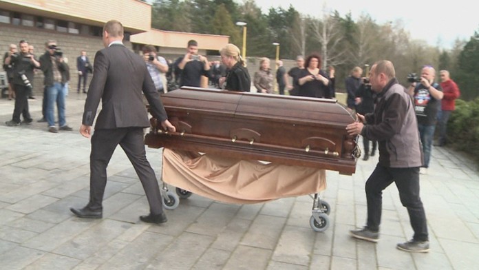 Pochovali expredsedu parlamentu Pavla Pašku.