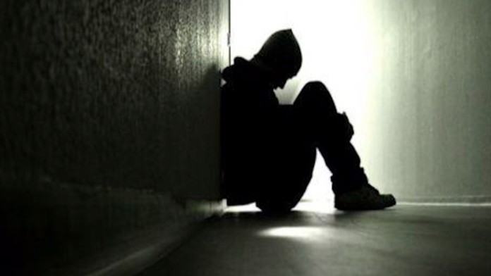 Týraný muž - ilustračné foto.