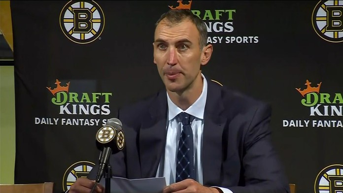 Zdeno Chára absolvoval Bostonský maratón, kde podporil charitu. Štartové číslo mal symbolické