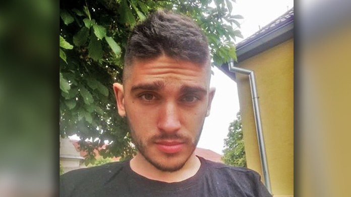 Čierny pasažier z lietadla dopadol vedľa muža do záhrady v Londýne