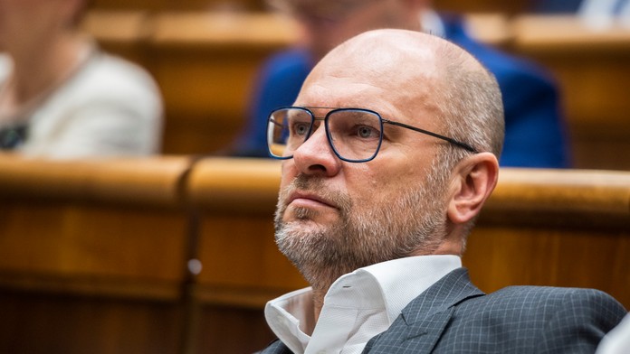 Exminister hospodárstva Richard Sulík má na krku trestné oznámenie. Tvrdí, že obvineniu nerozumie
