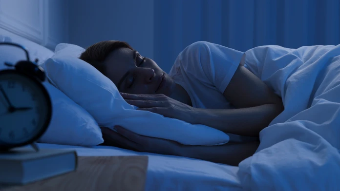 Tvrdý spánok alebo ľahšie zdriemnutie? Takto to má vyzerať, aby sme sa cítili naozaj oddýchnutí
