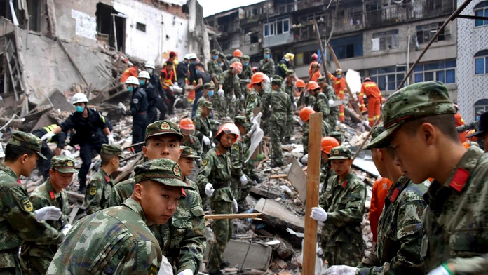 China_Building_Collapsed563284372056.jpg