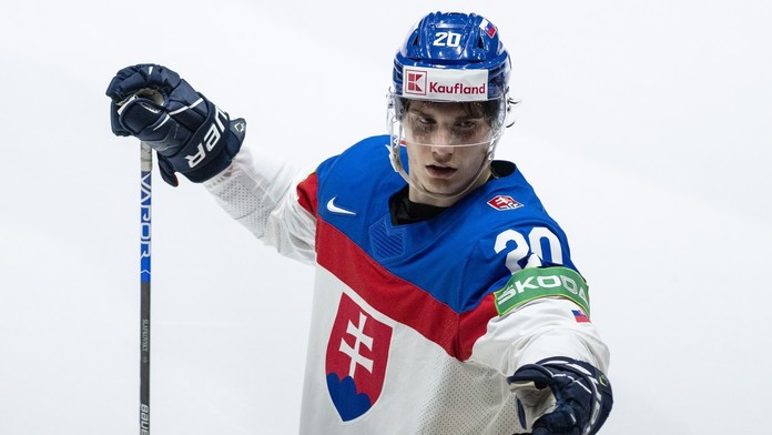 Juraj Slafkovský reaguje na vyjadrenie zväzu: Snažíte sa skrývať za to, že som mladý