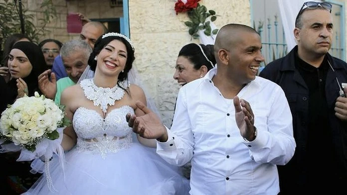 Svadba židovky a moslima v Izraeli