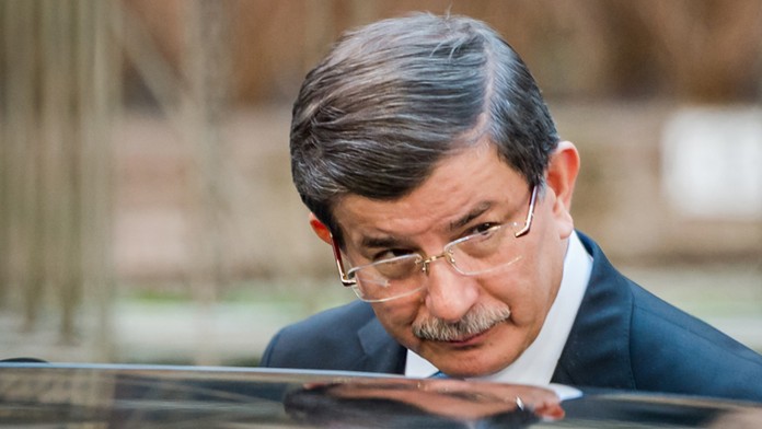 Turecký premiér Ahmet Davutoglu.
