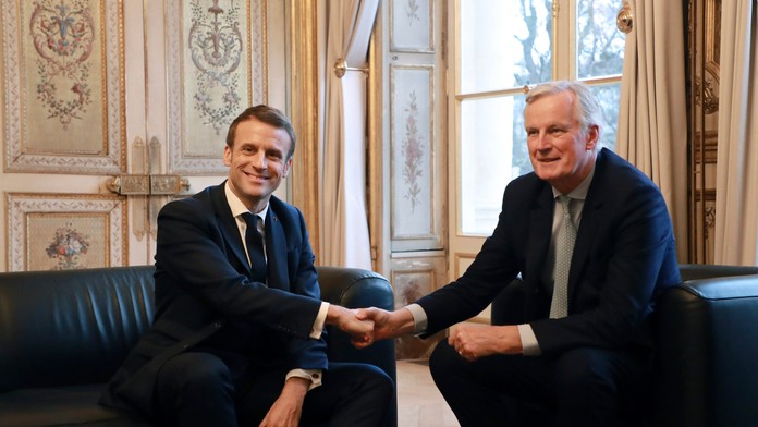 Emmanuel Macron vymenoval novú vládu