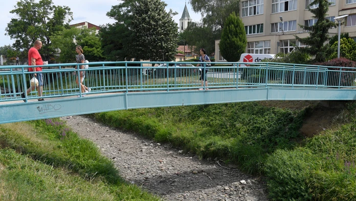 Do koryta rieky v Moldave nad Bodvou sa vrátila voda. Pomohol dážď