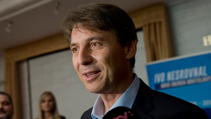 Ivo Nserovnal.