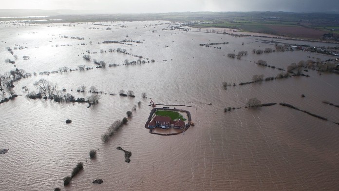 Dom v zaplavenom grófstve Somerset